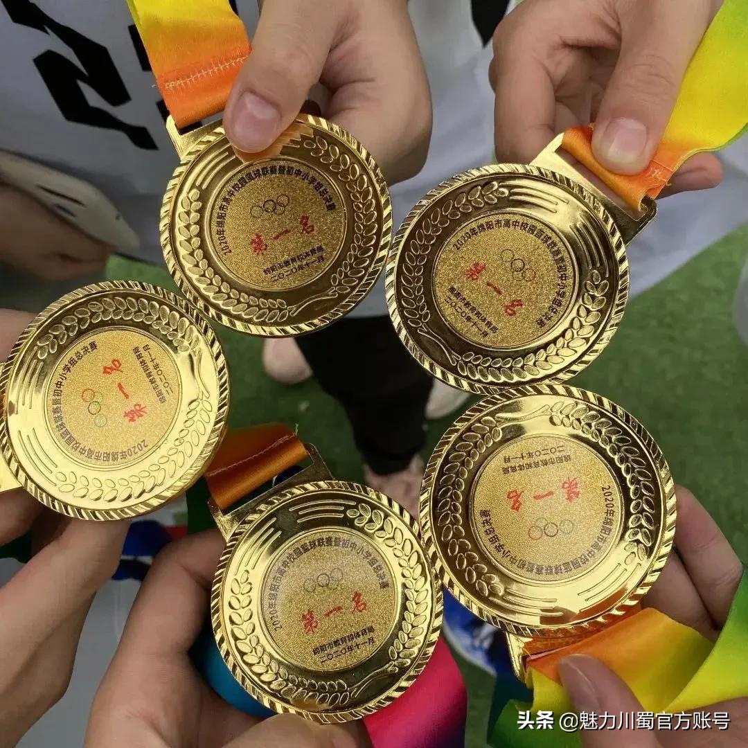 爱学习爱运动热爱生活,爱学习爱运动积极向上