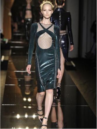 范思哲品牌故事,versace和范思哲是一个品牌吗