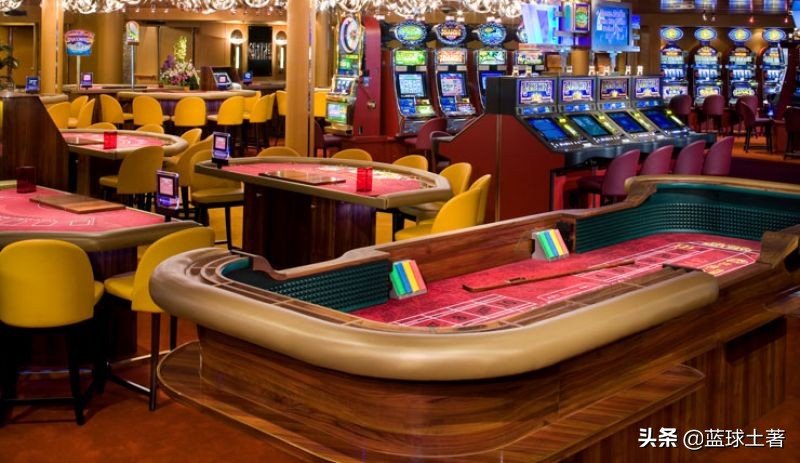 邮轮旅游餐食免费吗,游轮上吃喝玩乐都免费吗