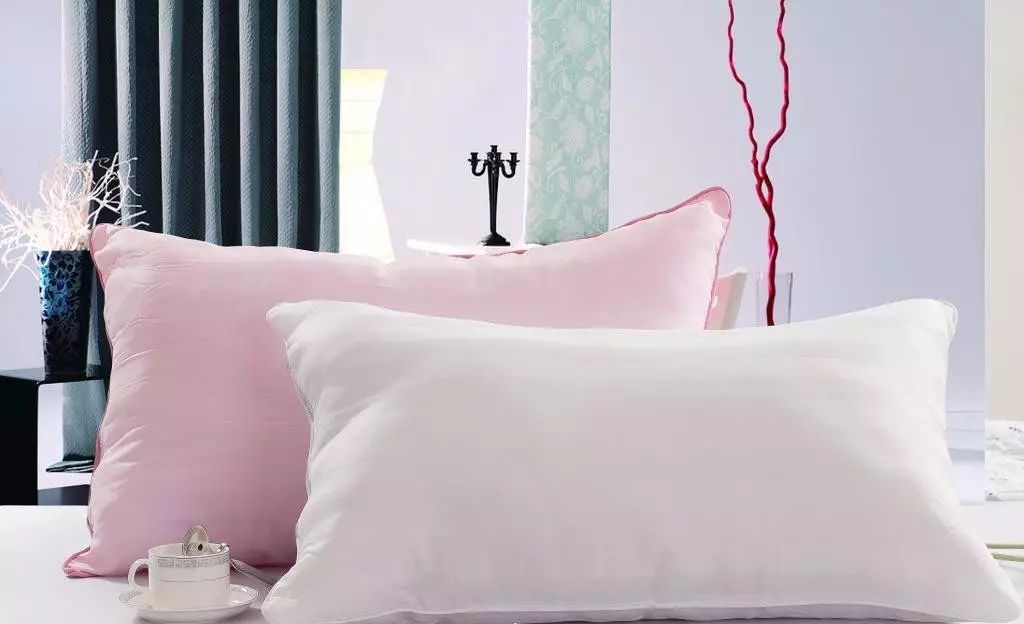 枕芯发霉发黄简单有效的清洗方法,免洗枕芯清洁