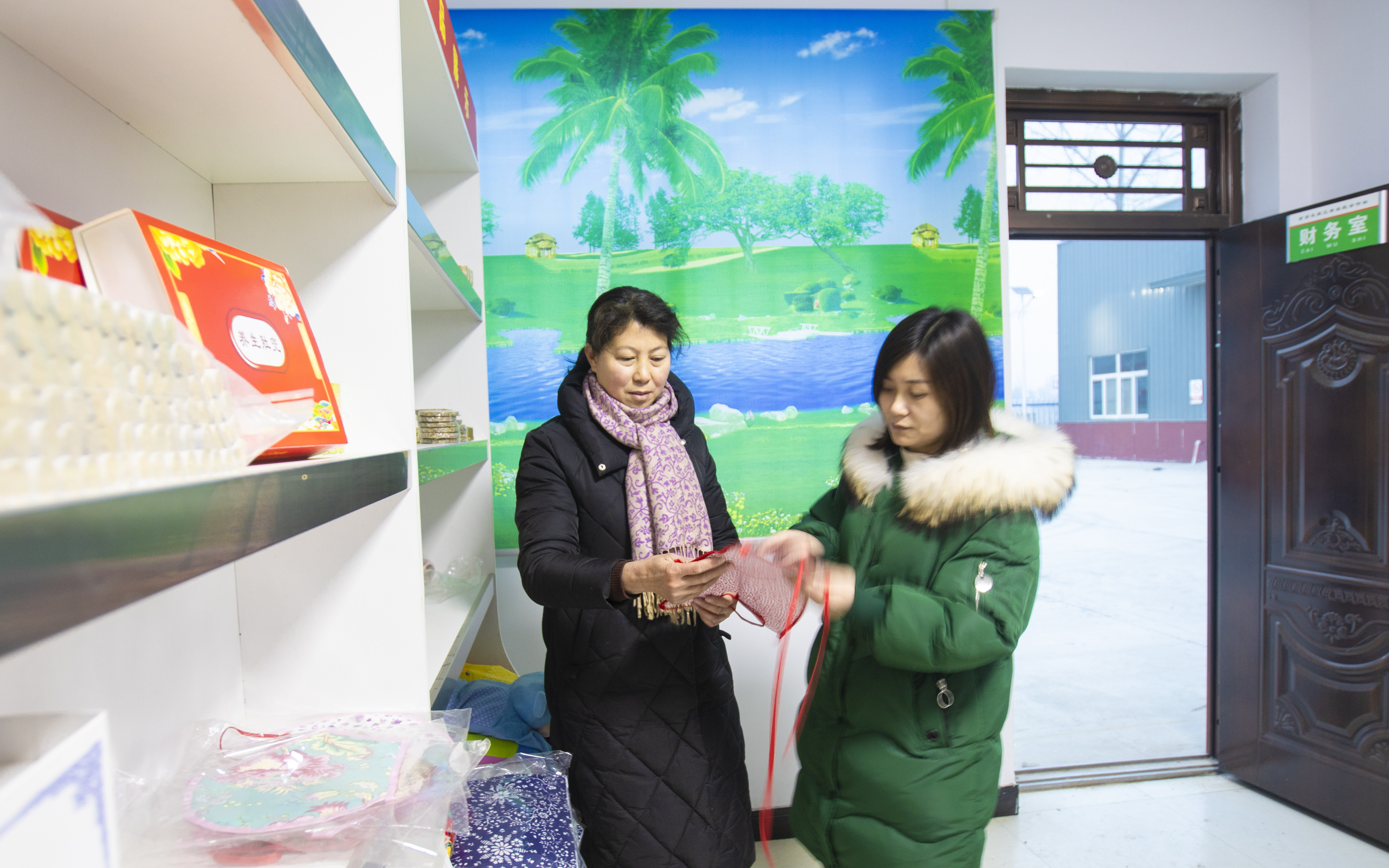 三门峡女孩世界冠军,世界冠军母亲带全村留守女儿就业