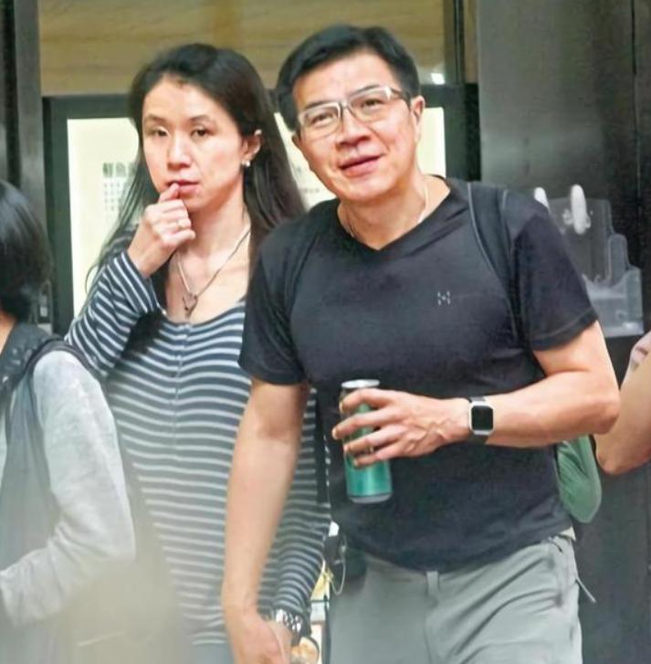香港教授毒杀妻女,香港教授杀害妻女