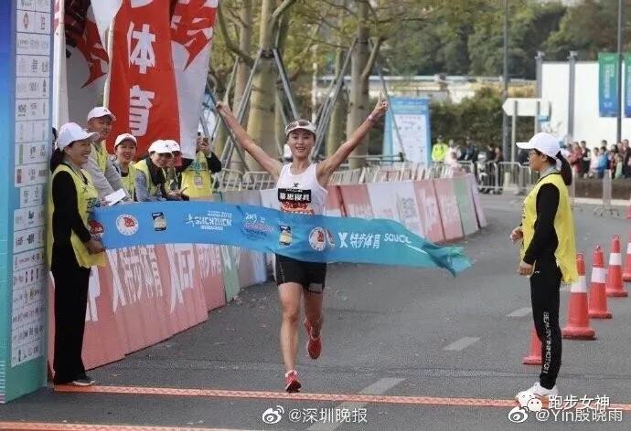 殷晓雨半月板撕裂康复训练,殷晓雨马拉松夺冠完整视频
