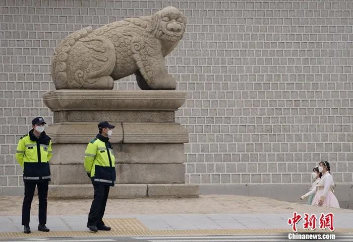 韩国疫情下的中国留学生：口罩难买，上学不易