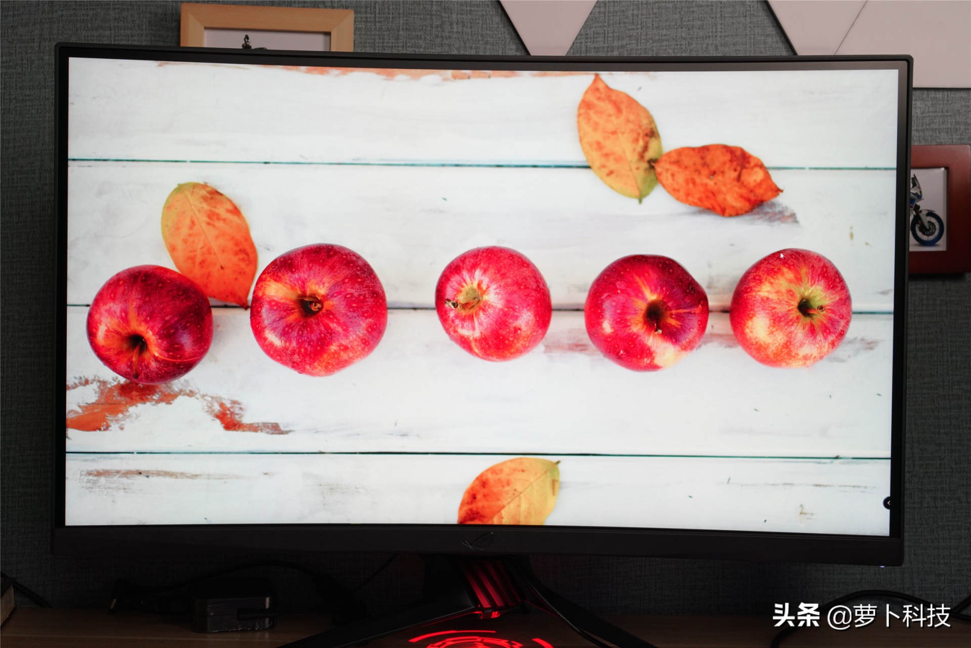 32寸2k165hz曲面屏显示器推荐,2k165hz32寸显示器测评曲面