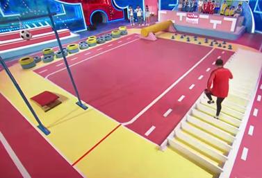 足球新招式,足球前卫踢法