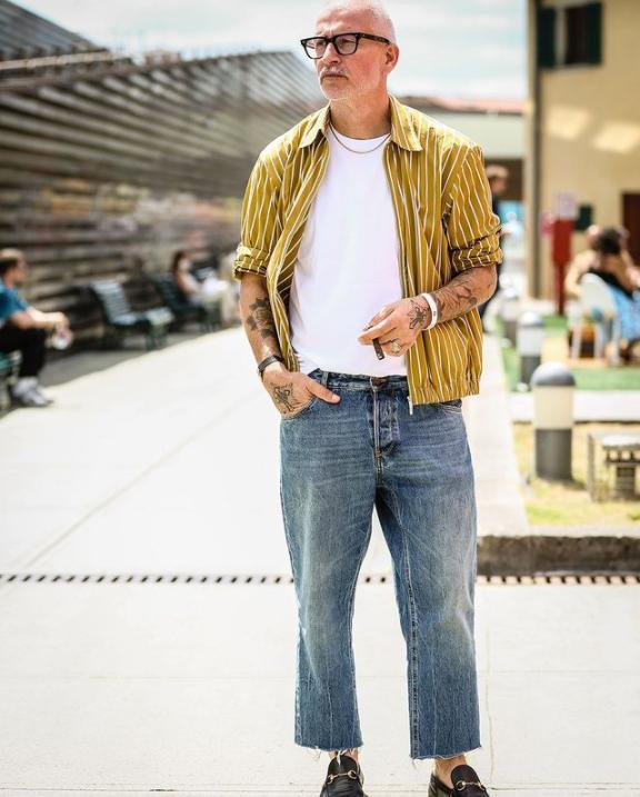 28-35女生这样穿简约清新超减龄,穿搭指南男生怎么穿才能更显man