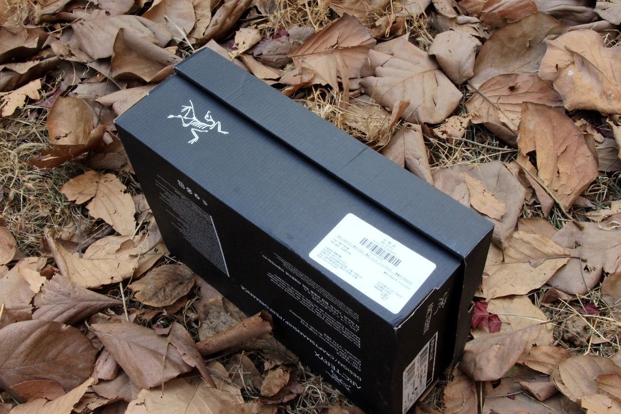 透气耐磨，带你纵横山巅：始祖鸟越野鞋评测