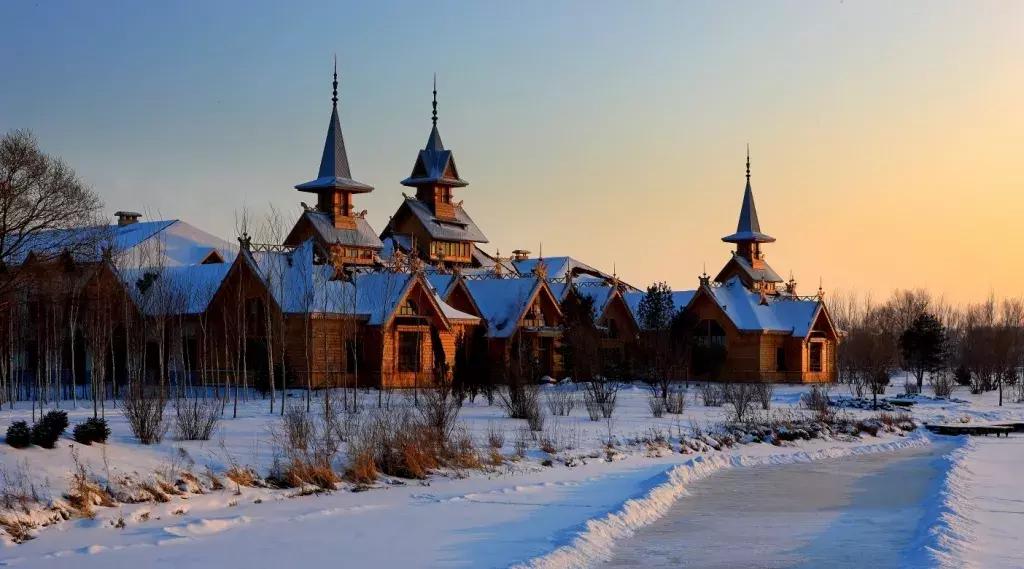 哈尔滨冰雪旅游5日游攻略,哈尔滨冰雪大世界好还是长春的好