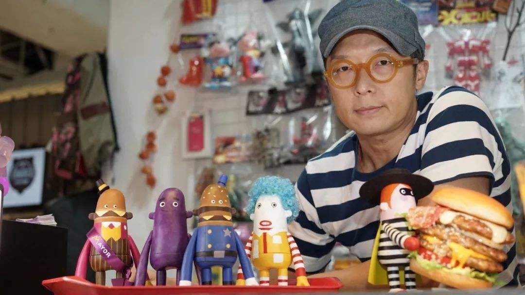 很早就有人用这种方式留住李小龙 精气神至今在流传