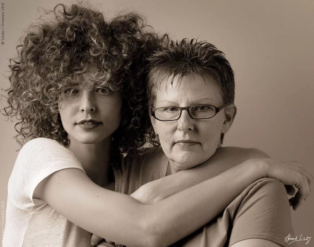 模特们啊~~妈妈的基因太强大，据说“女儿会偷走麻麻的美丽？