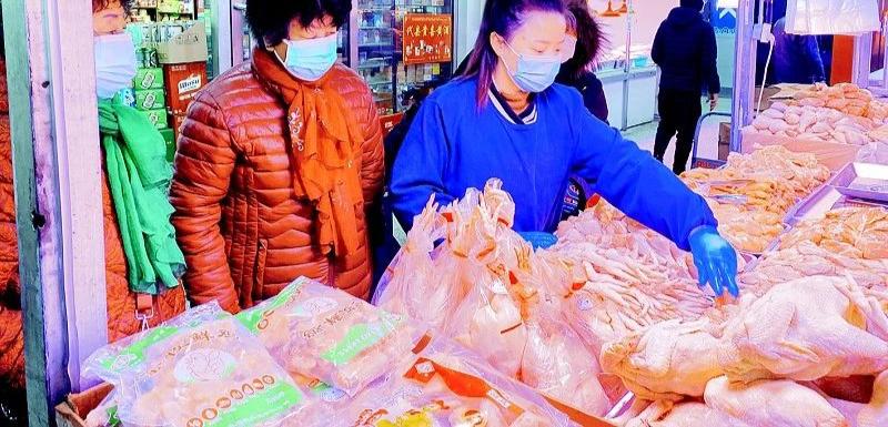 春节期间菜篮子有保障吗,瑞雪兆丰年市民菜篮子平稳如常