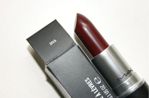 怎样辨别口红有没有过期最简单,如何知道自己的口红有没有过期