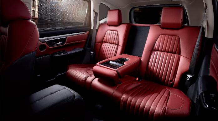 不愧是本田，这车刚上市就火了，最快7.8秒破百，还比CRV更接地气