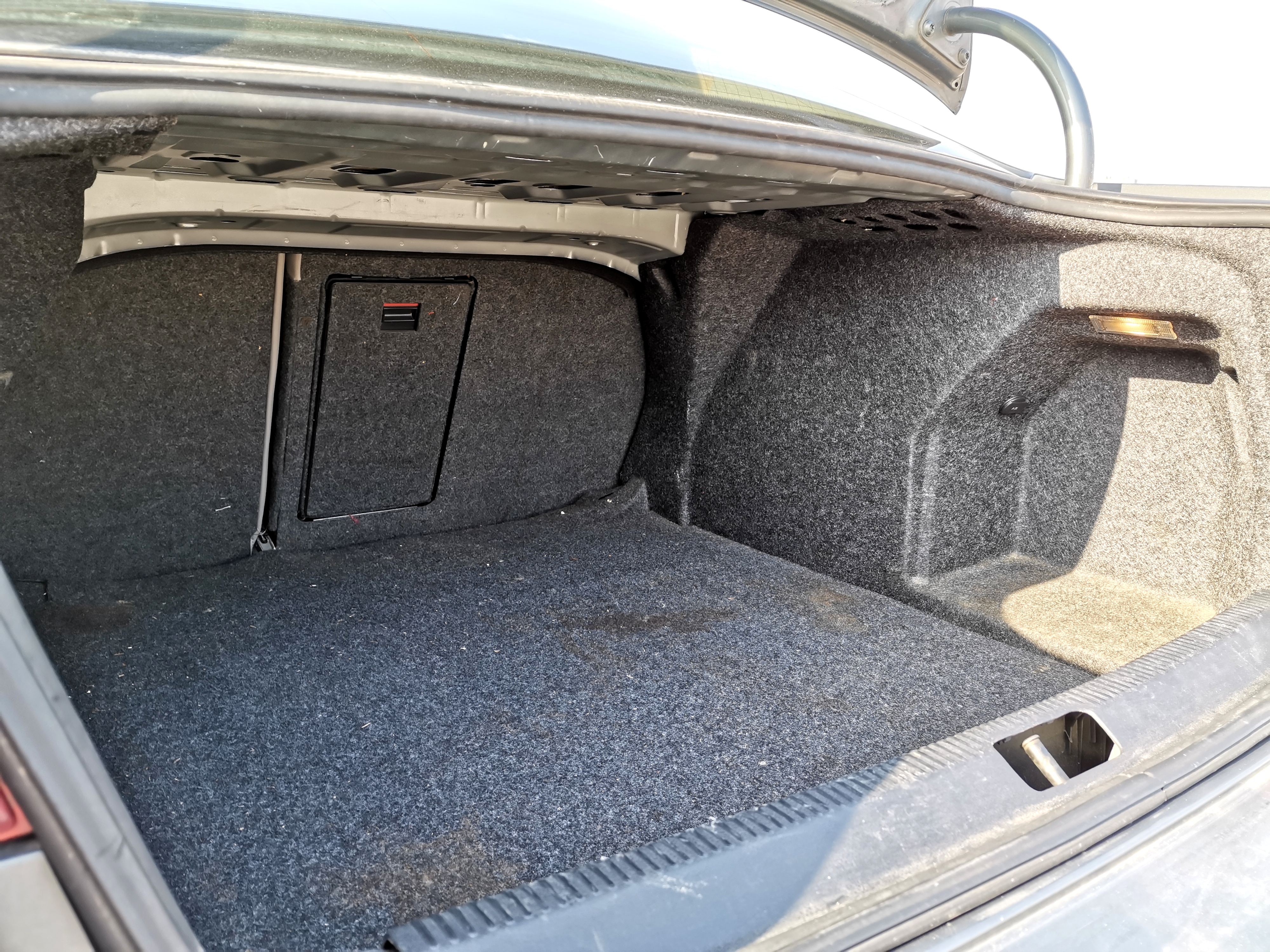 b级标杆迈腾,曾经落地20多万的B级车大众迈腾