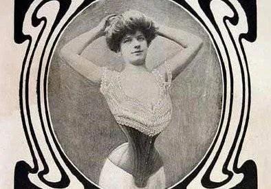 割礼，烫胸，还有哪些让人极思细恐的陋习！