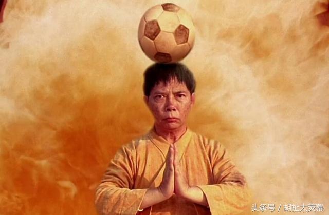 看周星驰少林足球,少林足球星爷看鞋