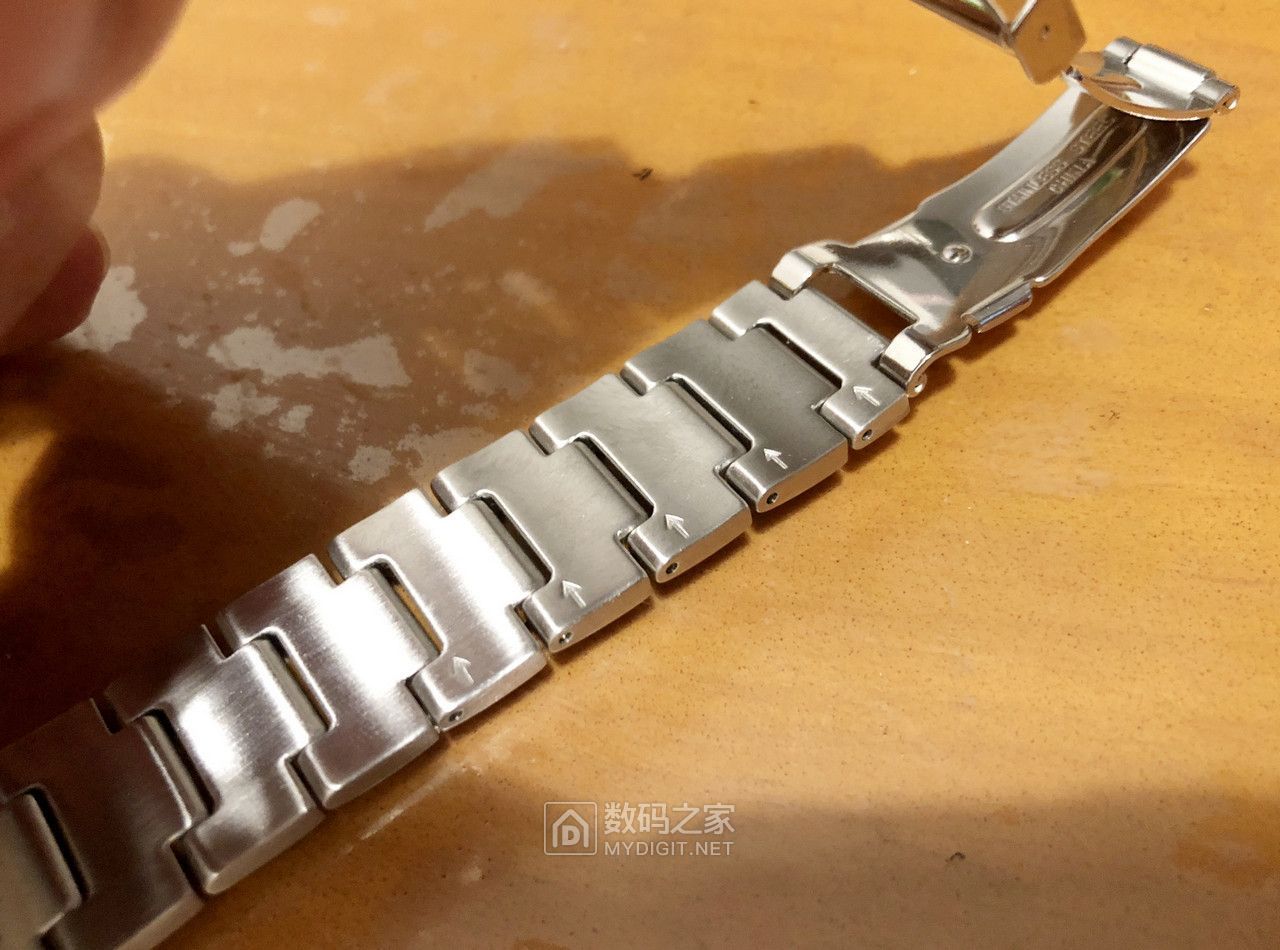 卡西欧ecw-m300手表说明书,卡西欧gst-s310-1a测评