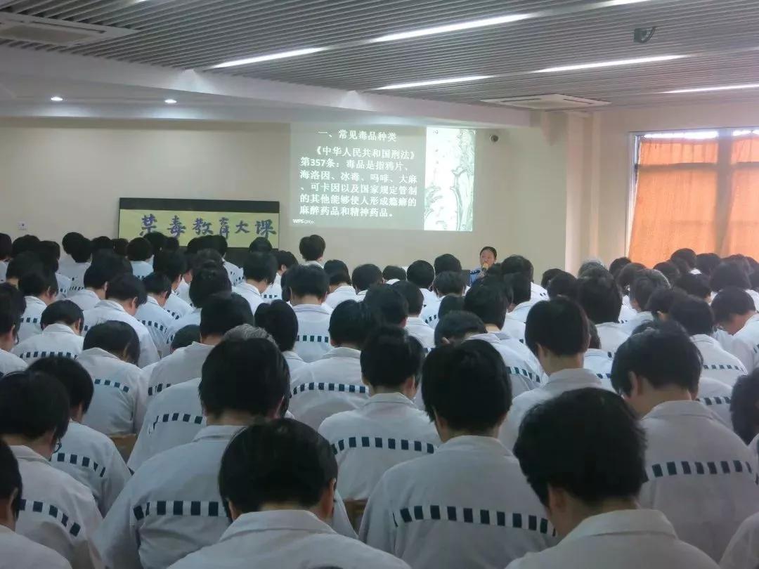 【执法实录】一个医生，一个护士，白天救人，晚上“自杀”