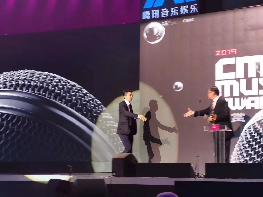 达人艺典荣获2019十大发烧唱片奖专辑组合