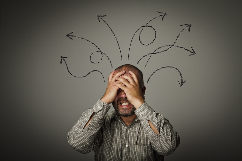 工作做不好老是被批评该辞职吗,工作总是被批评怎么办