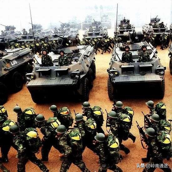 为什么当兵3期比4期难,当兵为什么会两年直接跳到第八年