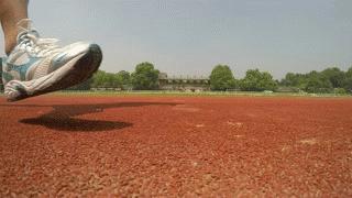 亚瑟士10公里跑鞋推荐,10公里左右耐克跑鞋推荐