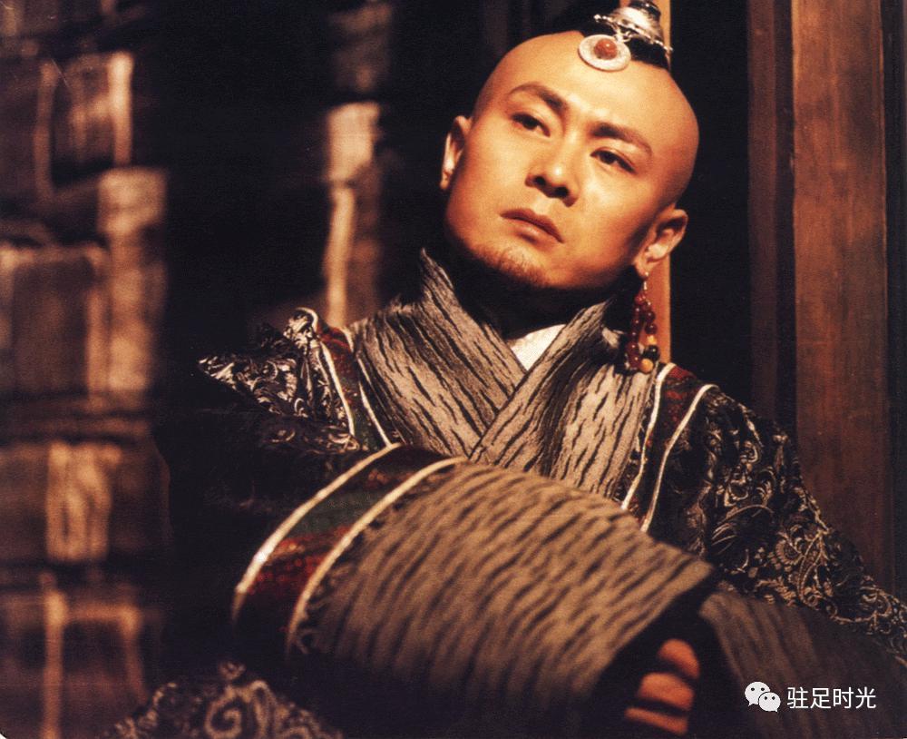 “权、钱、欲”的交合