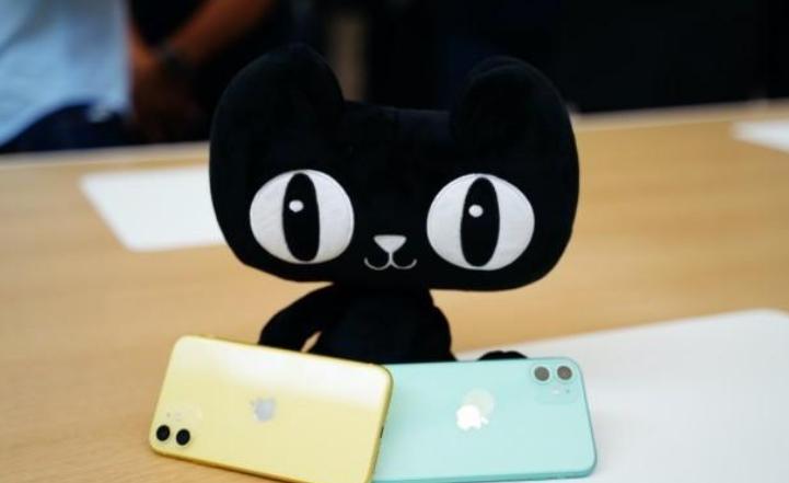 官网买手机和线下价格差距有多大,现在实体店买手机还比网上贵吗