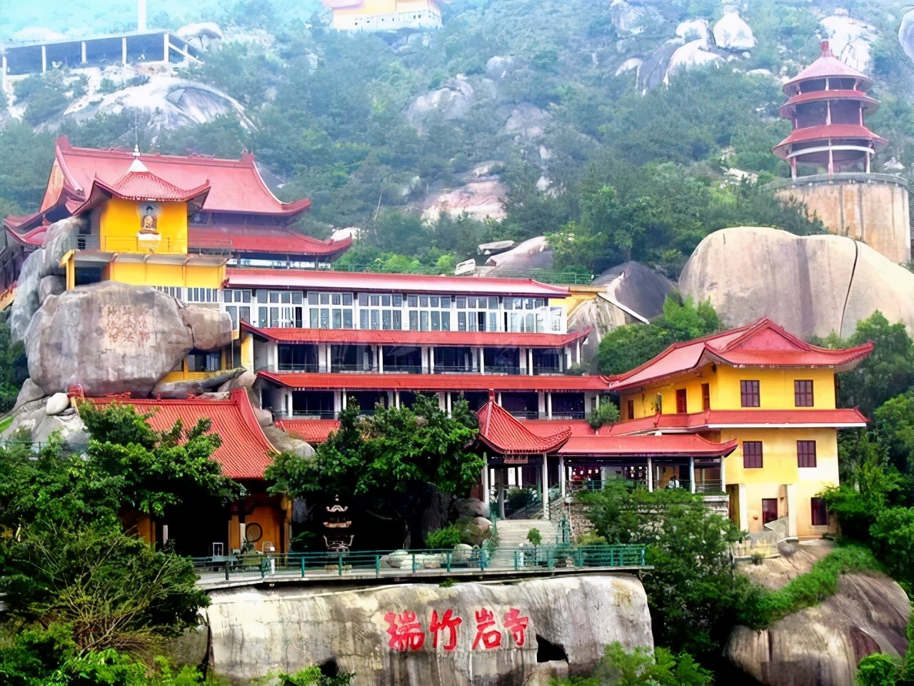 漳州有哪些祈福的寺庙,漳州市有个非常灵的寺庙