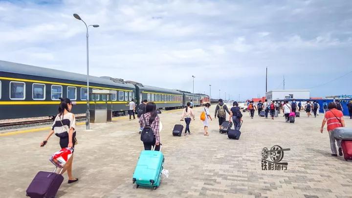 铁影|大漠铁魂——嘉策铁路运转记