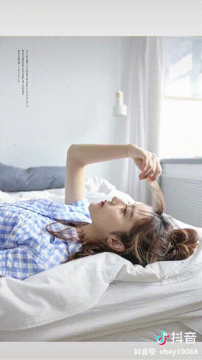 如何发朋友圈高级感吸引女生,有魅力的女生应该这样发朋友圈