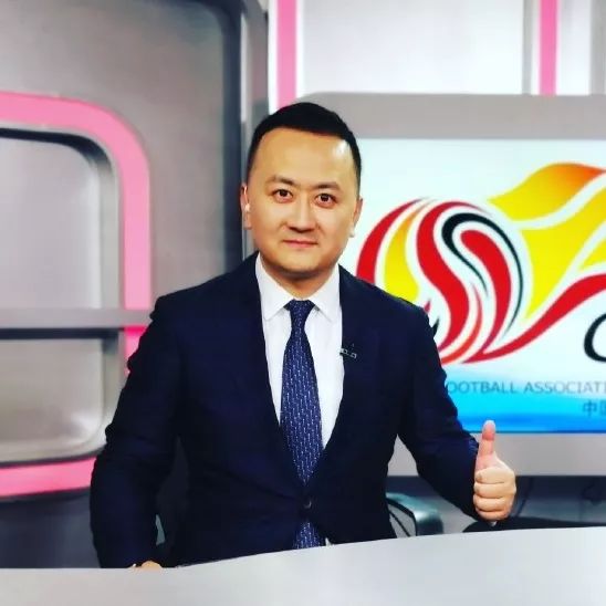 武磊从中场带到禁区,武磊为梅西陪练