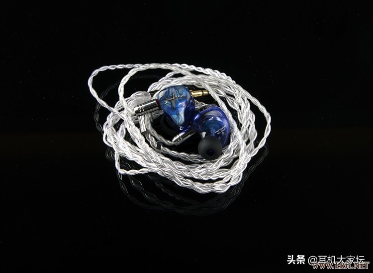 新款耳机发布会2022,千元耳机新品发售