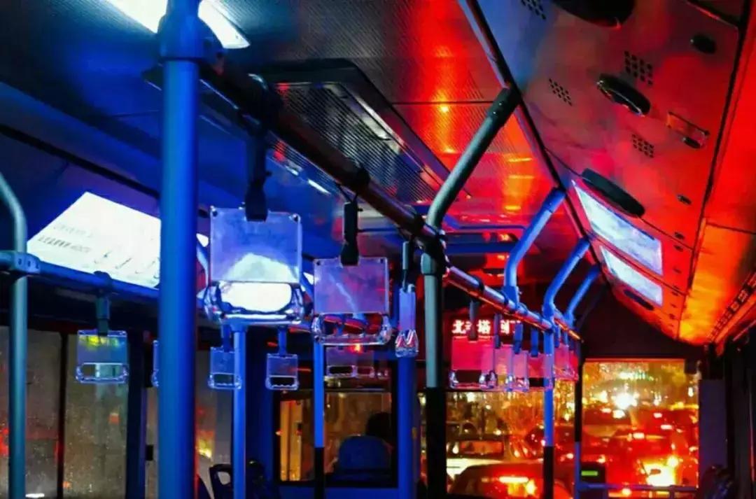 公交、地铁齐“加班”！深圳人过中秋太幸福！