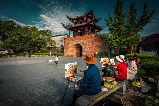 洪江古商城黔阳古城哪个值得去,洪江第一古镇