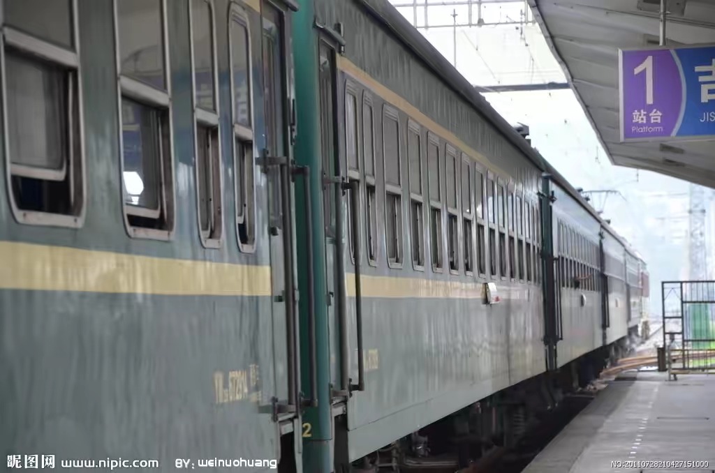 离别时应该送什么,离别的时候送礼物合适吗