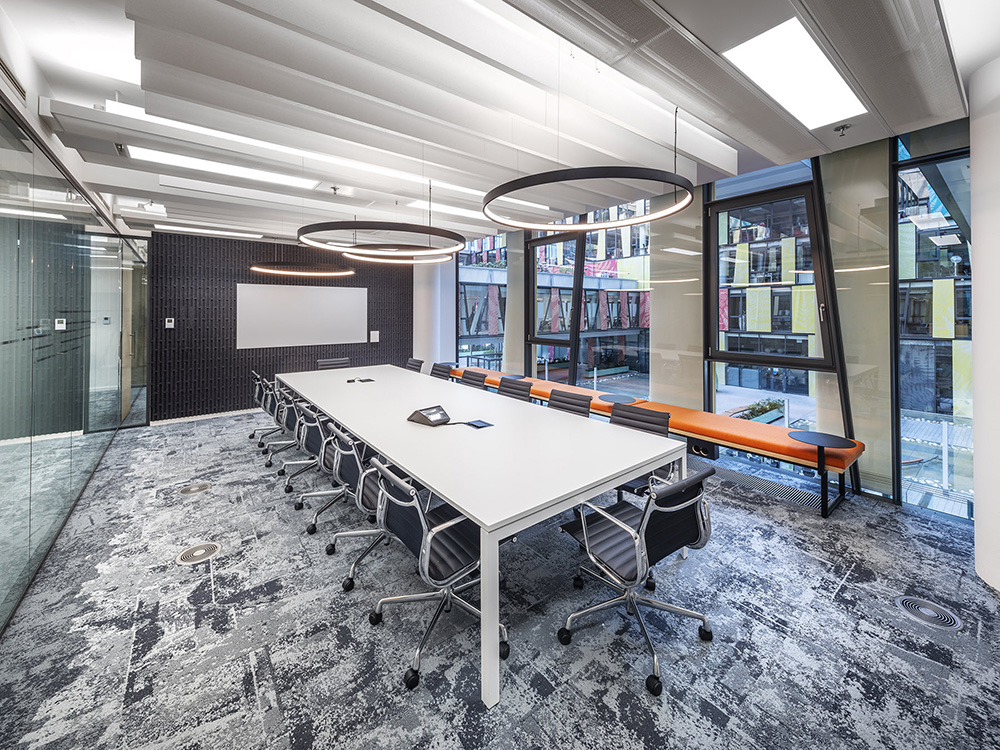 活力摩登科技公司PureStorage布拉格办公设计欣赏