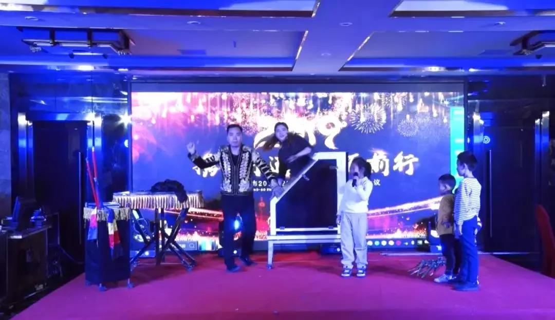 最牛装饰公司展厅布置,最牛网红装饰公司