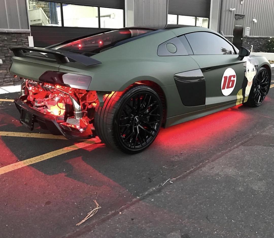 脑门上镶了亿元钻石的嘻哈青年，中二的他在想什么？