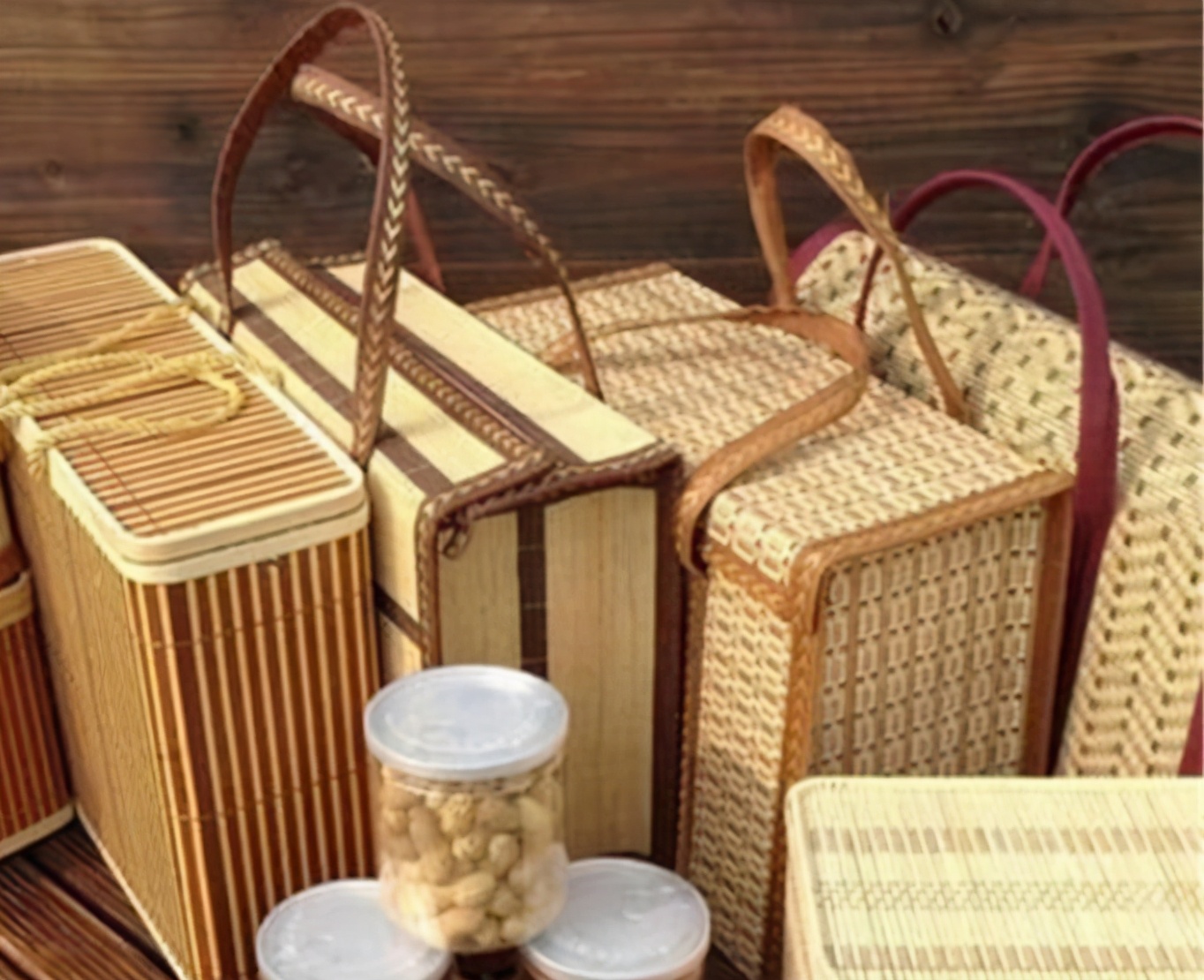 丈夫恶习难改,浙江农村女人肖开琴,离婚卖竹篮子,年收入800万