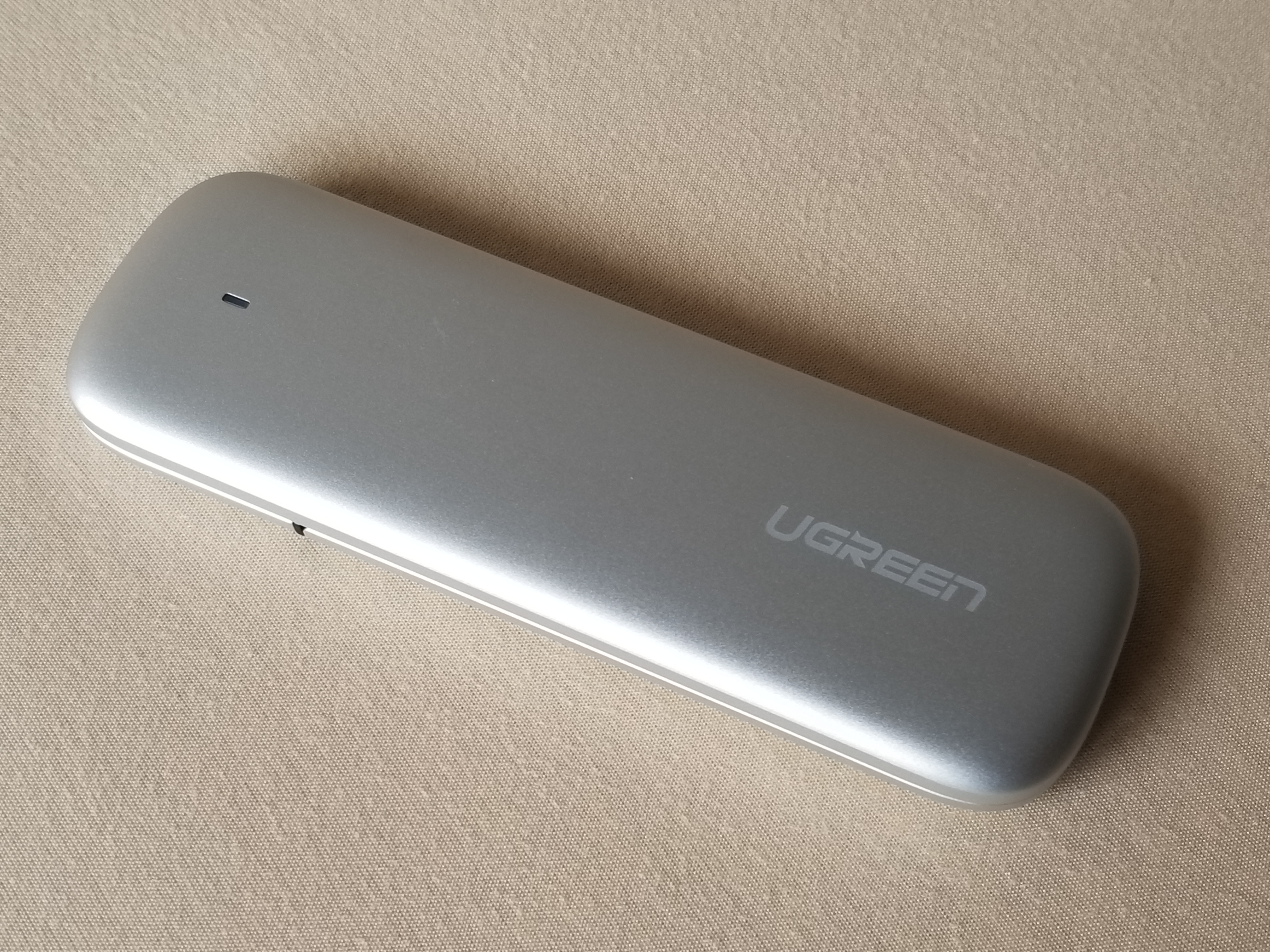 小米路由器r1d固态硬盘能用吗,用ssd硬盘的手机