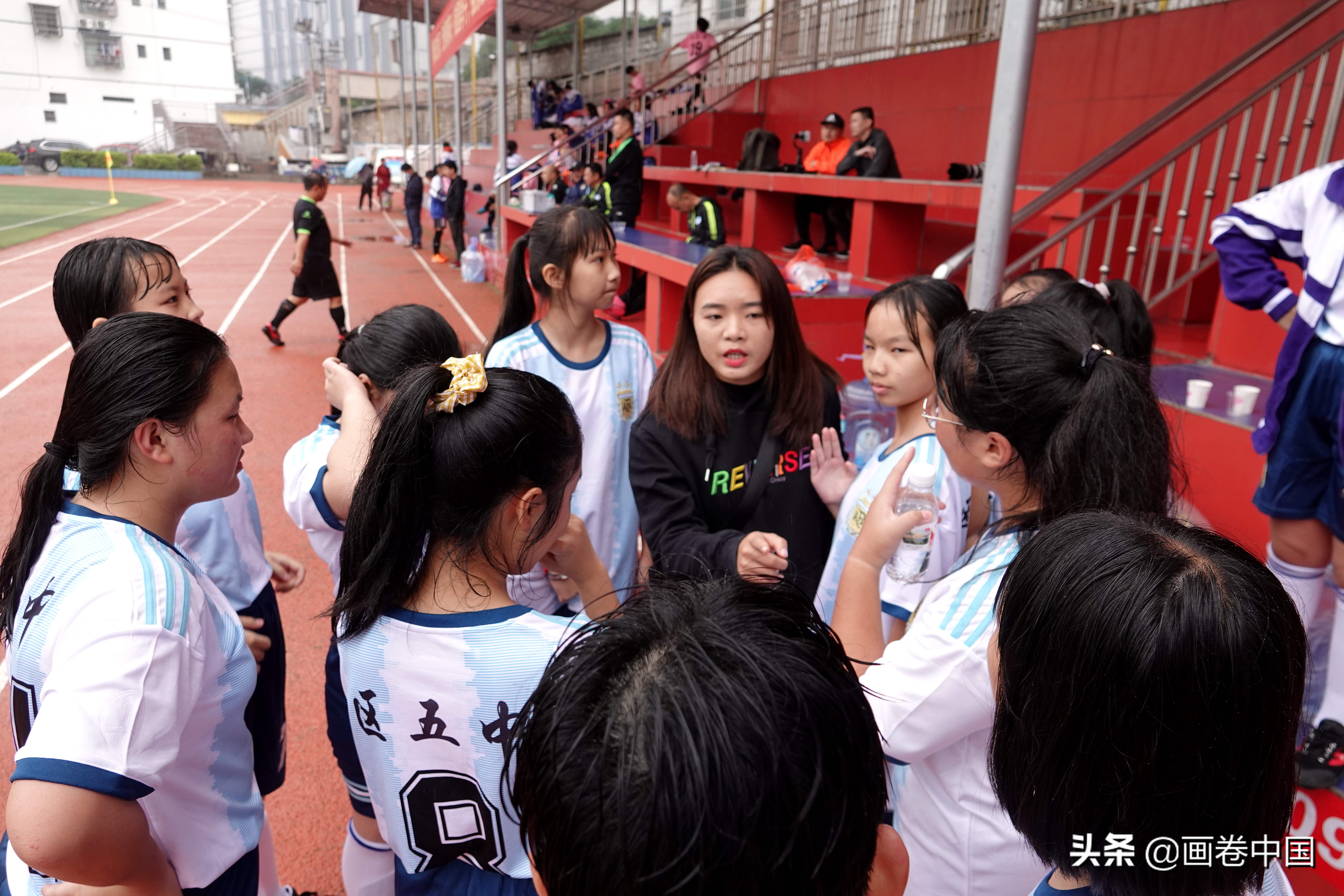 广西河池金城江足球比赛,广西河池青少年足球赛