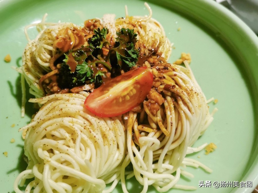 扬州哪家店夜里2点排队吃早茶,扬州哪个早茶店排队少