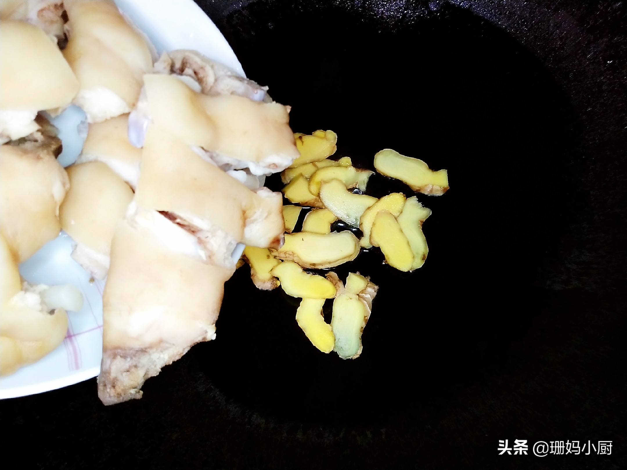 猪脚醋要加水吗？告诉你做法，煲出最适合自己的口感，喝着才过瘾