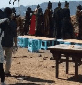 为什么闻自己脚臭后头痛,为什么闻自己脚臭会上瘾