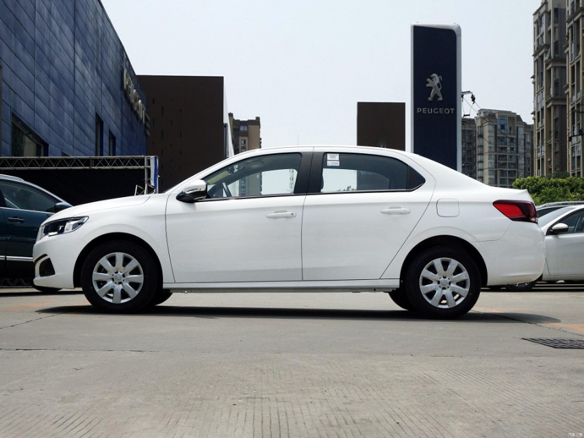 标致301大批量未上户库存车出售,2019款标致301库存