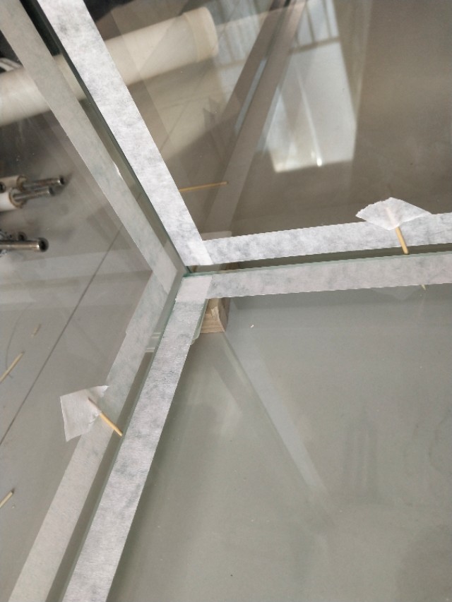 自粘底滤鱼缸过程,自粘鱼缸开缸技巧