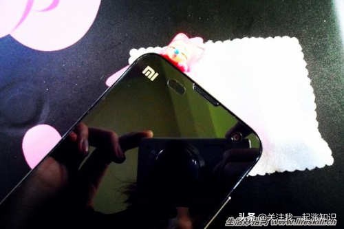 成功率极高的手机贴膜方法,自己贴手机钢化贴膜的方法