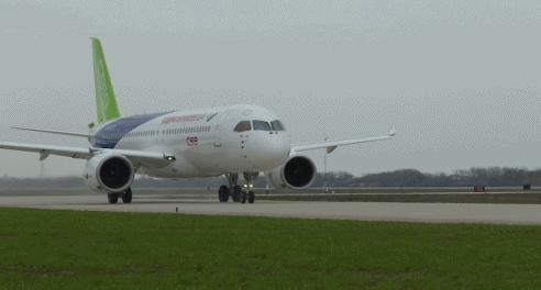 c919国产大飞机第二条信息,c919首飞降落虹桥